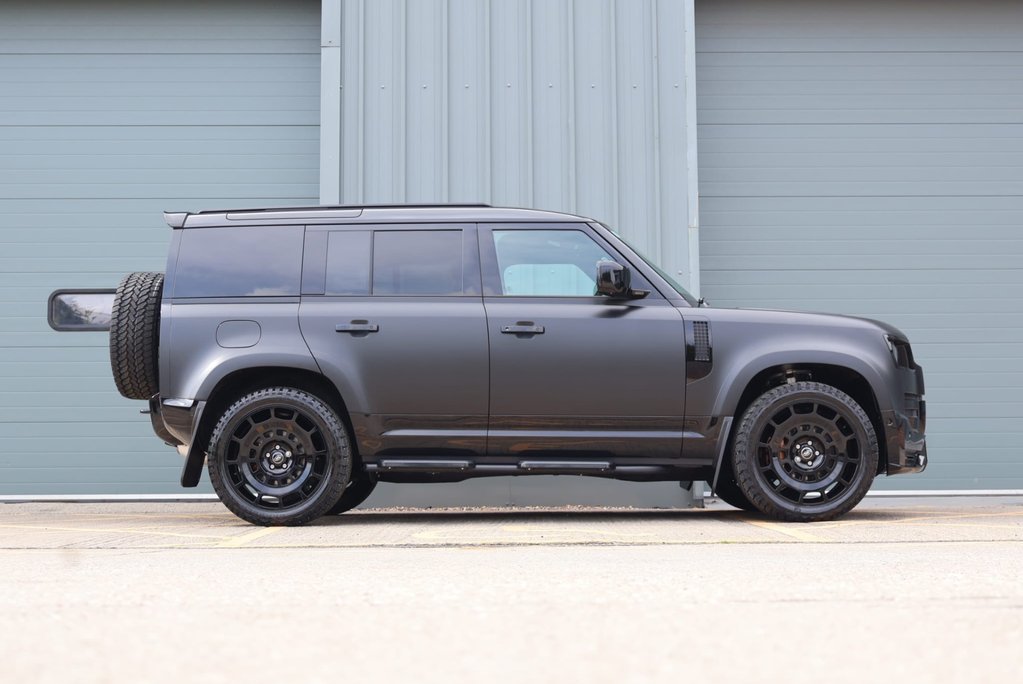 Land Rover Defender 110 2026 HARD TOP X-DYNAMIC HSE D350 STYLED BY SEEKER WITH PPF AND REAR SEATS  12