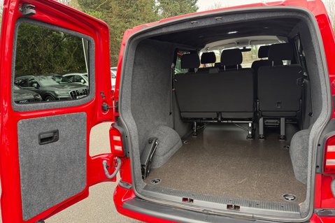 Volkswagen Transporter T30 TDI P/V HIGHLINE BMT DSG 6 SEAT KOMBI CONVERSION -NO VAT 41
