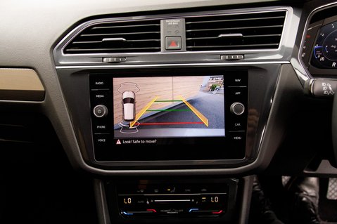 Volkswagen Tiguan Allspace LIFE TSI DSG 32