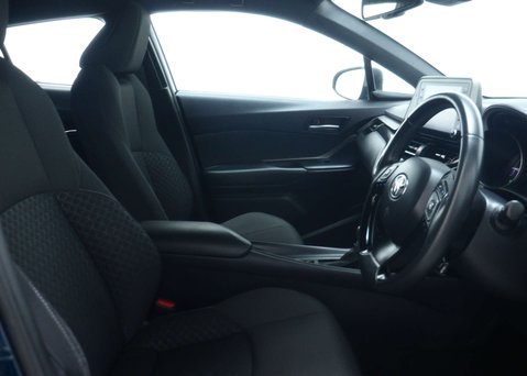 Toyota C-HR 1.8 VVT-h GPF Icon SUV 5dr Petrol Hybrid CVT Euro 6 (s/s) (122 ps) 40