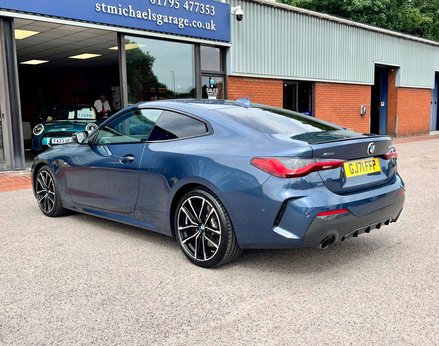 BMW 4 Series 2.0 420d xDrive M Sport MHEV Auto 4WD 2dr 9