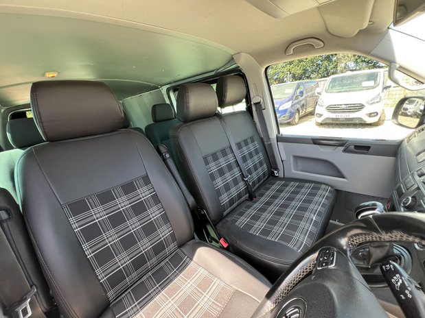 Volkswagen Transporter Crew Cab AUTO SWB L1H1 Low Roof T32 Highline Air Con NO VAT 31