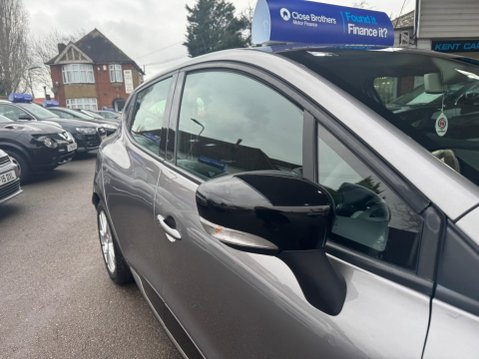 Renault Clio 1.2 16V Dynamique MediaNav Euro 5 5dr 13