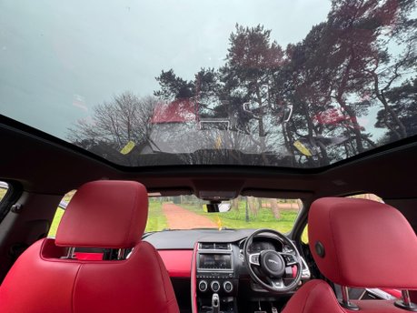 Jaguar E-Pace R-DYNAMIC HSE 19