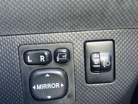 Toyota Urbancruiser 1.4 Urban Cruiser D-4D 4WD 5dr 29