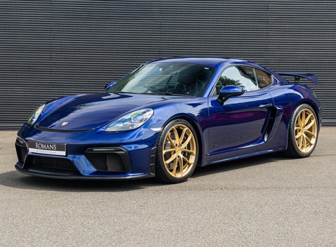 Porsche Cayman GT4 (718) 2
