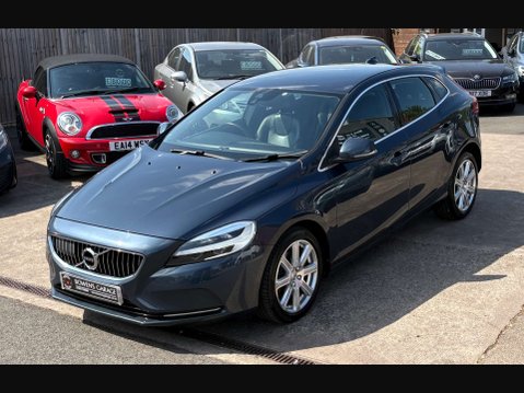 Volvo V40 2.0 V40 Inscription T3 5dr 28