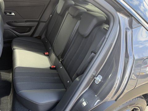 Vauxhall Mokka 1.2 Turbo 136 Black 5dr 37