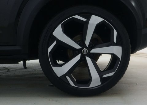 Nissan Juke 1.0 Juke Tekna DiG-T Semi-Auto 5dr 16