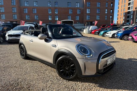 Mini Convertible COOPER CONVERTIBLE…AUTOMATIC ..FULL MINI HISTORY..SAT NAV..BLUETOOTH