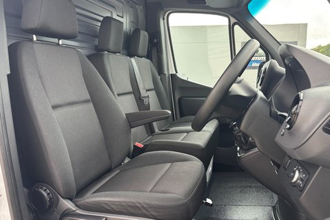 Mercedes-Benz Sprinter 315 Cdi L3 H2 Progressive Panel Van 4