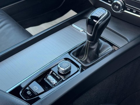 Volvo V60 2.0 D4 R-Design Euro 6 (s/s) 5dr 40