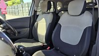 Renault Captur 1.5 dCi ENERGY Iconic SUV 5dr Diesel EDC Euro 6 (s/s) (90 ps) 36