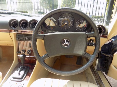 Mercedes-Benz SL Series 380 SL 4