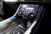 Land Rover Range Rover Sport SVR CARBON EDITION. DEPLOYABLE SIDE STEPS. MATRIX LEDs. CARBON FIBRE ENGINE BAY 28