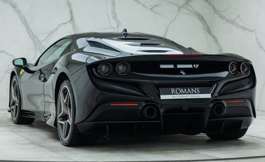 Ferrari F8 Tributo 10