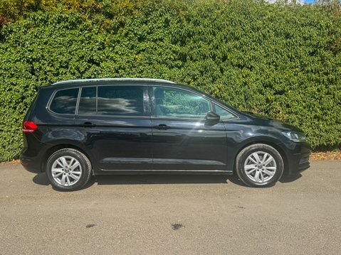 Volkswagen Touran 1.5 TSI EVO SE MPV 5dr Petrol DSG Euro 6 (s/s) (150 ps) 5