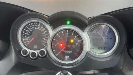 Triumph Sprint 2006 36K FULL LUGGAGE NEW MOT WARRANTY VERY CLEAN TOURER 43
