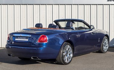 Rolls-Royce Dawn 7