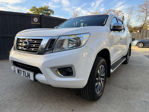 Nissan Navara 2.3 Navara N-Connecta dCi 4WD 5dr 21