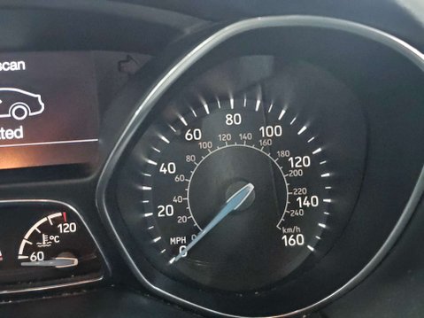 Ford Focus 1.0 Focus Zetec 5dr 54
