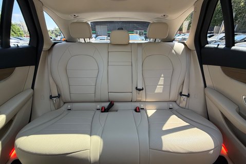 Mercedes-Benz GLC GLC 250 4MATIC SPORT PREMIUM PLUS - RARE BUILD - PAN ROOF - 360 CAMERA 20