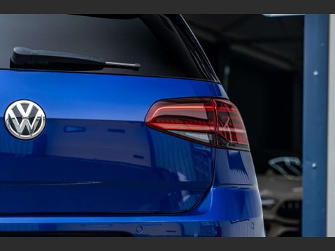 Volkswagen Golf 2.0 Golf R TSi 4Motion Semi-Auto 4WD 5dr 27