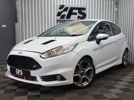Ford Fiesta 1.6T EcoBoost ST-3 Hatchback 3dr Petrol Manual Euro 6 (182 ps) 24