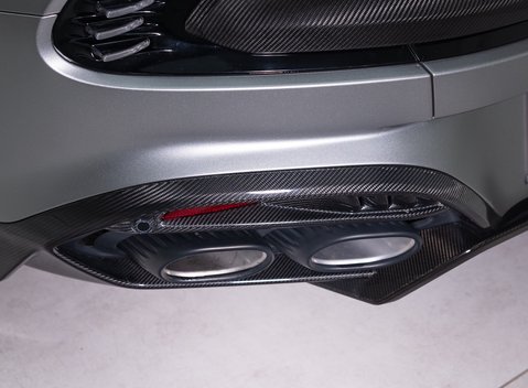 Aston Martin Vanquish V12 41