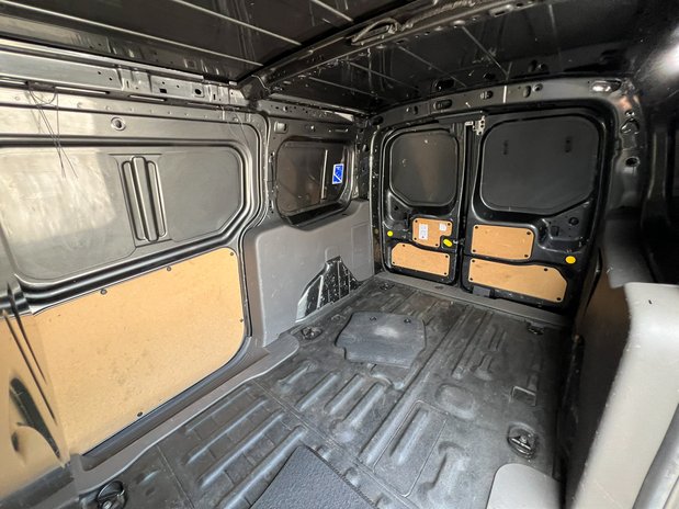 Ford Transit Connect AUTO LWB (SOLD) L2H1 Low Roof Limited Air Con Alloys Sensors Cam EURO 6 NO 12