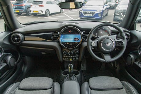 Mini Hatch COOPER S LEVEL 2