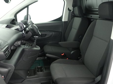 Peugeot Partner M 1.5 BlueHDi 100 Professional Plus 13