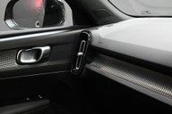 Volvo XC40 1.5 XC40 R-Design Pro T5 Recharge Auto 5dr 31