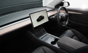 Tesla Model 3 LONG RANGE AWD Solid Black Ryzen GROK AI Pano Roof Heat Pump 1 Owner VAT Q 13