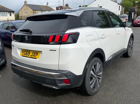 Peugeot 3008 PURETECH S/S GT LINE PREMIUM 9