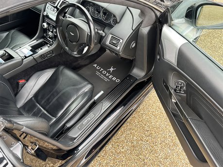 Aston Martin DBS V12 VOLANTE CARBON BLACK EDITION 50