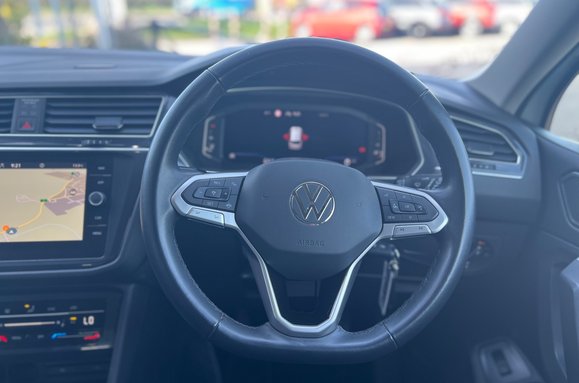 Volkswagen Tiguan Allspace LIFE 1.5 TSI 7 SEATS 39