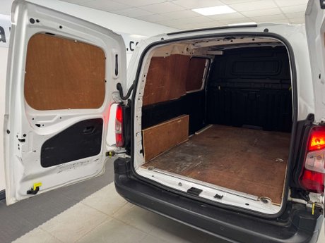 Citroen Berlingo 1.5 Berlingo 950 Enterprise Professional Blue HDi 26