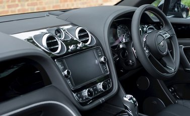 Bentley Bentayga Speed 17