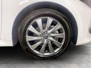 Toyota Yaris 1.5 VVT-h Icon Hatchback 5dr Petrol Hybrid E-CVT Euro 6 (s/s) (116 ps) DAB 10
