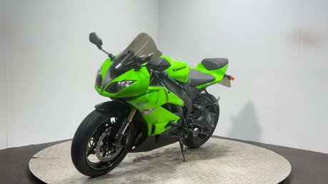 Kawasaki Ninja ZX6R 2009 ONLY 4K MEGA CLEAN 600CC SPORTS BIKE NEW MOT 6