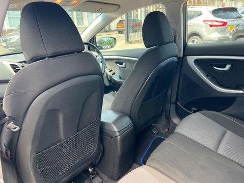 Hyundai i30 1.4 Blue Drive SE Nav Euro 6 (s/s) 5dr 26