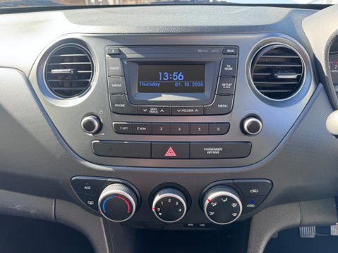 Hyundai i10 SE 18