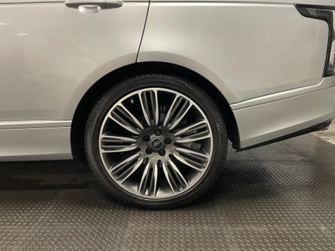 Land Rover Range Rover 3.0 SD V6 Vogue Auto 4WD Euro 6 (s/s) 5dr 10