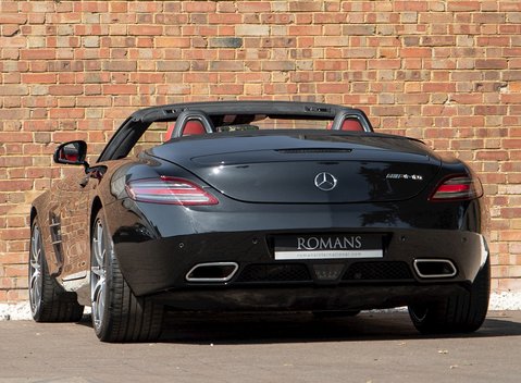 Mercedes-Benz SLS AMG Roadster 3