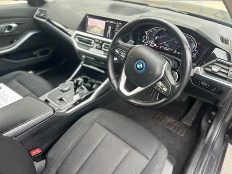 BMW 3 Series 2.0 330e 12kWh SE Pro Touring 5dr Petrol Plug-in Hybrid Auto xDrive Euro 6 35