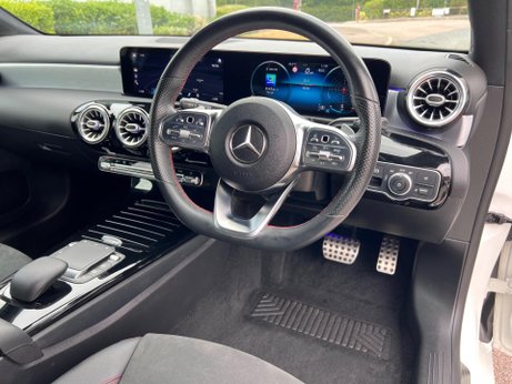Mercedes-Benz A Class 1.3 A180 AMG Line (Premium 2) 7G-DCT Euro 6 (s/s) 5dr 87