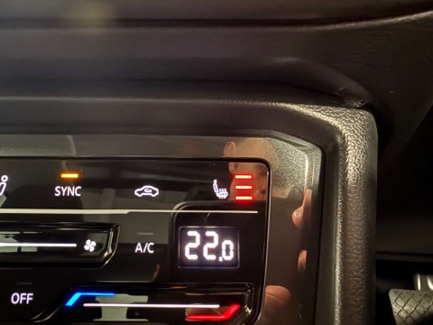 Volkswagen Tiguan 2.0 Tiguan Elegance TDI DSG Auto 5dr 29