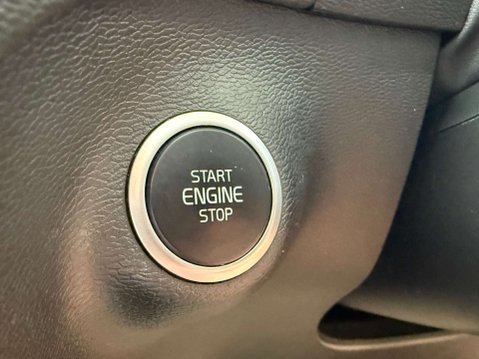 Volvo XC40 1.5 XC40 Inscription T3 5dr 34