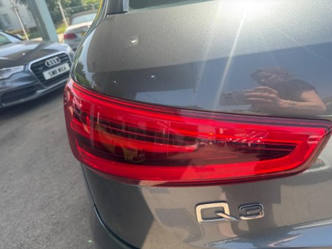 Audi Q3 2.0 TDI S line S Tronic quattro Euro 5 (s/s) 5dr 11